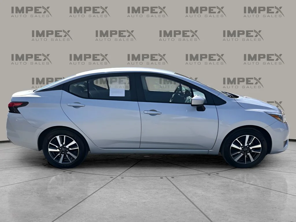 Used 2025 Silver Nissan 1.6 SV image 6