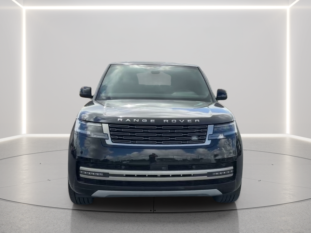 Used 2024 Black Land Rover SE image 2