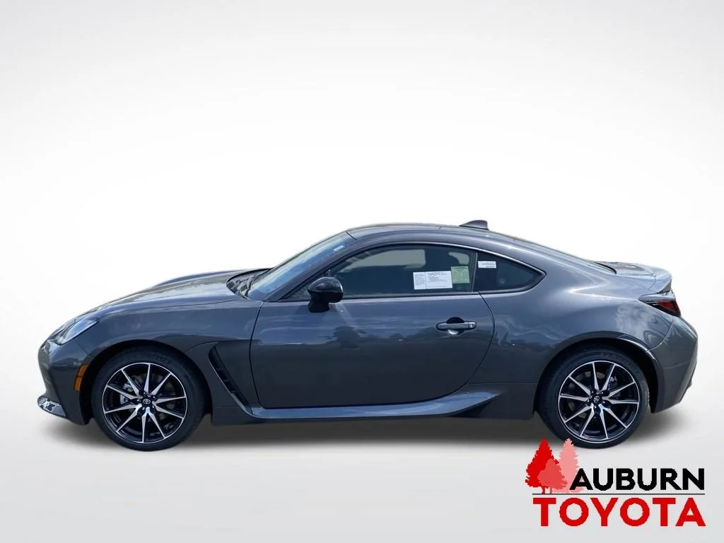 New 2026 Pavement Toyota  AT image 4
