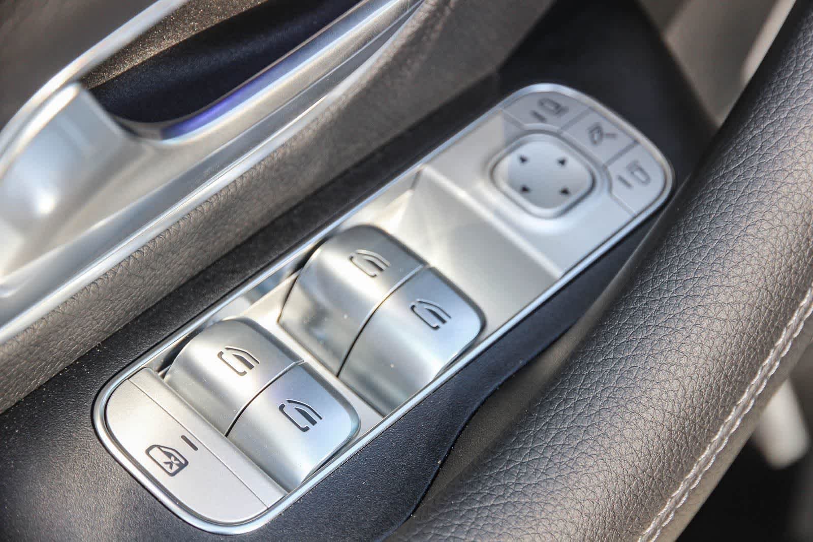 New 2026 Selenite Grey Metallic Mercedes-Benz GLS 580 image 22