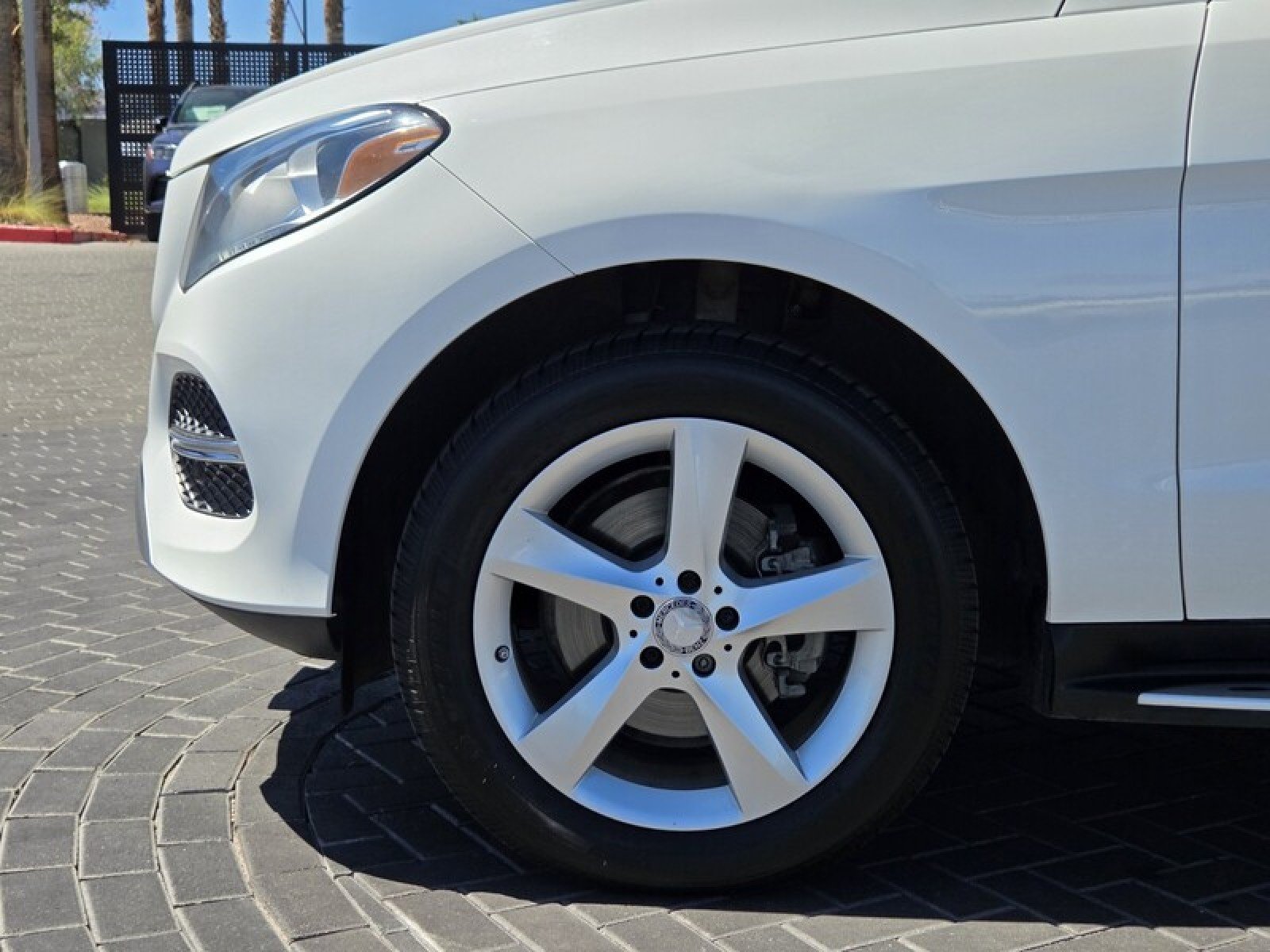 Used 2016 Polar White Mercedes-Benz GLE 350 image 12
