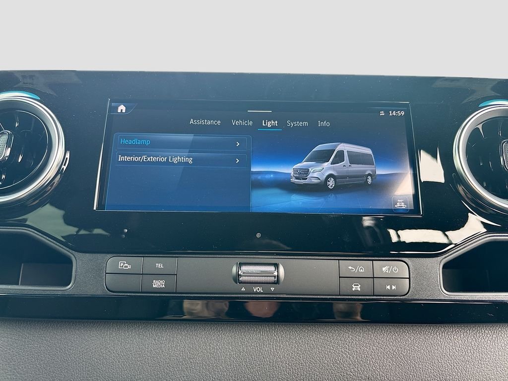 New 2026  Mercedes-Benz Passenger 170 WB image 38
