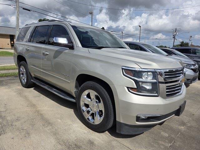 Used 2015 Champagne Silver Metallic Chevrolet LTZ image 3