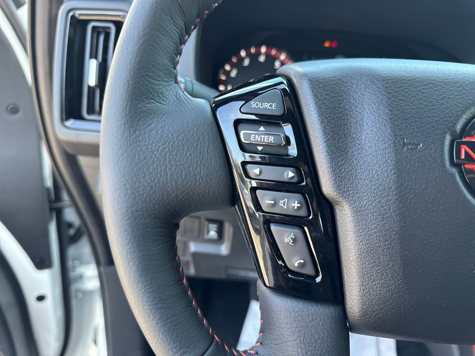 New 2026 Nissan Frontier PRO-X 4D Crew Cab