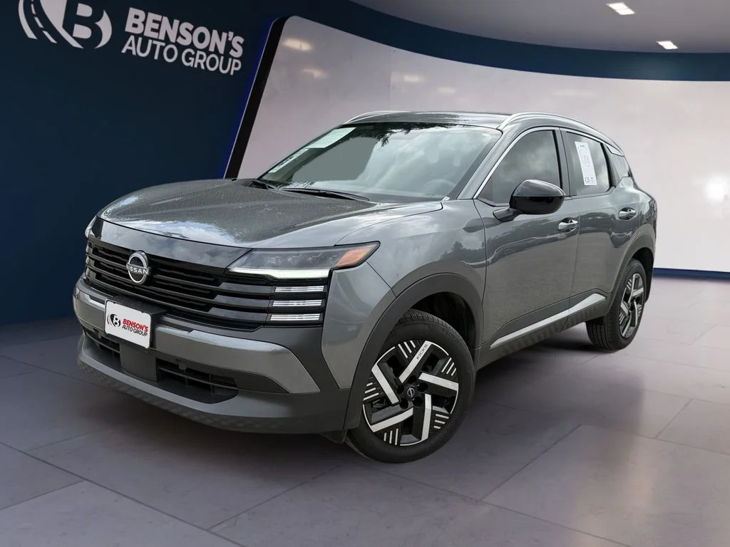 2026 Nissan Kicks 2.0 SV's photo