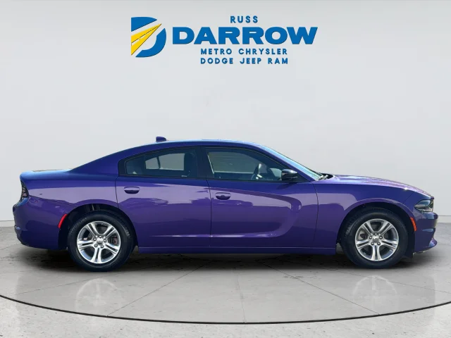 Used 2023 Purple Dodge SXT image 6
