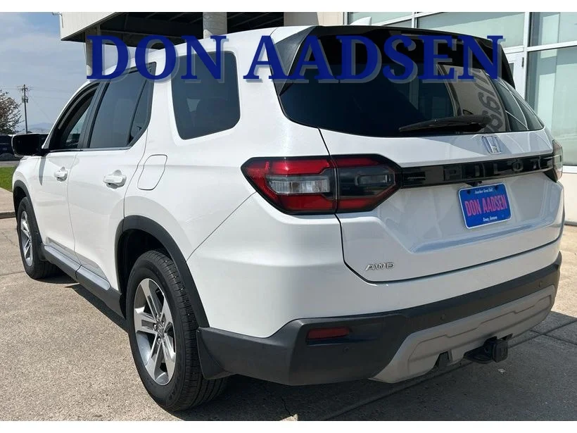 Used 2024 WHITE Honda EX-L 7 Passenger image 6