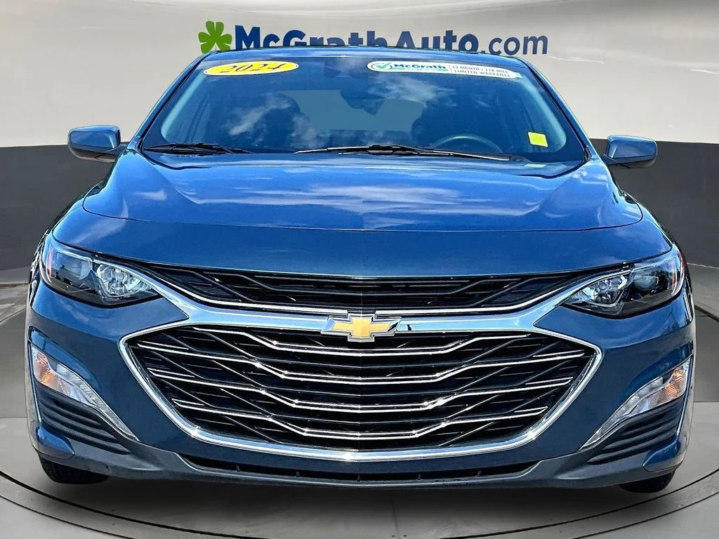Used 2024 Blue Chevrolet LT image 2