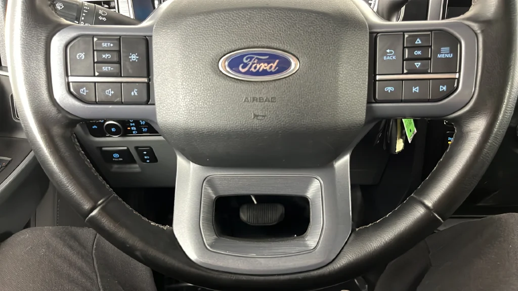 Used 2023 White Ford XLT image 25