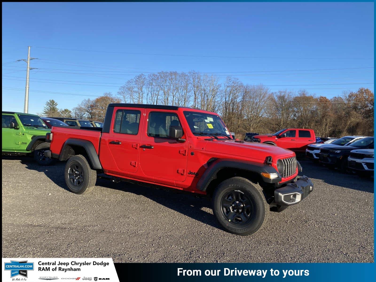 2026 Jeep Gladiator Sport Auto's photo