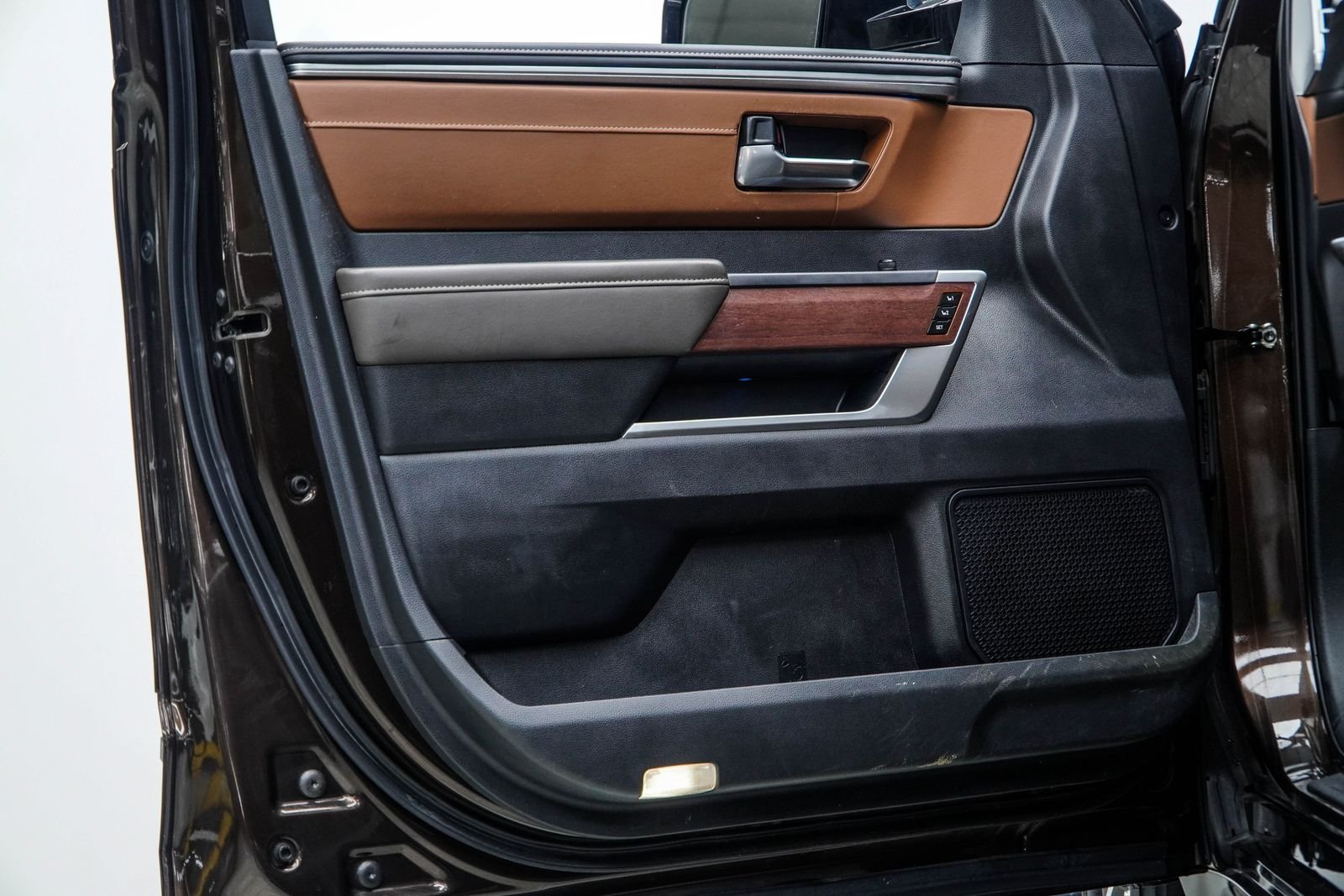 Used 2023 Brown Toyota 1794 image 37