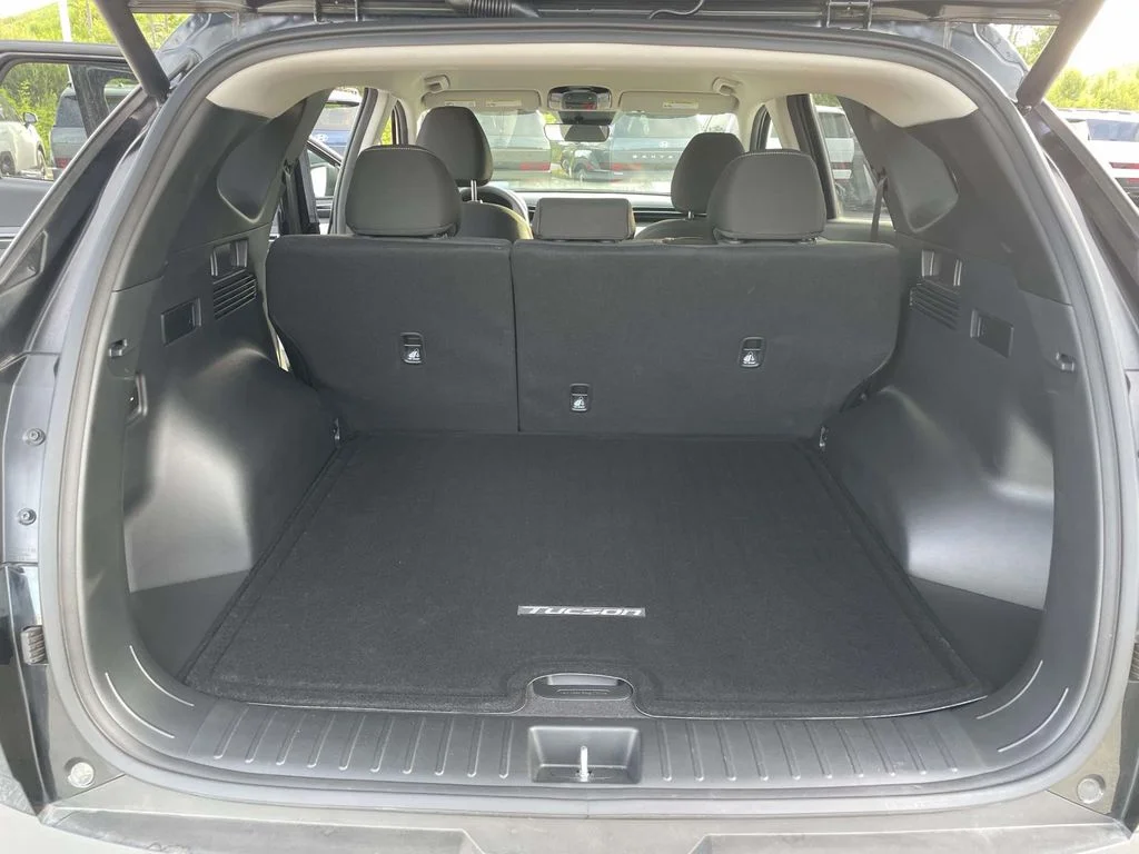Used 2024 Black Pearl Hyundai Blue image 30