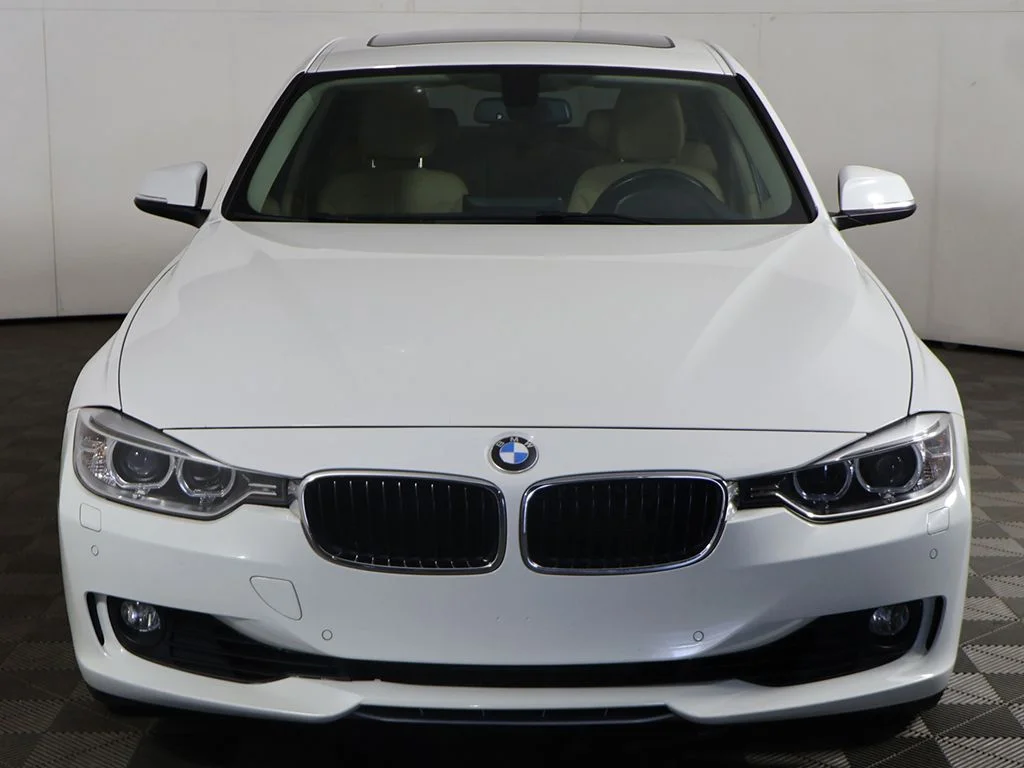 Used 2015 White BMW 328i xDrive image 12