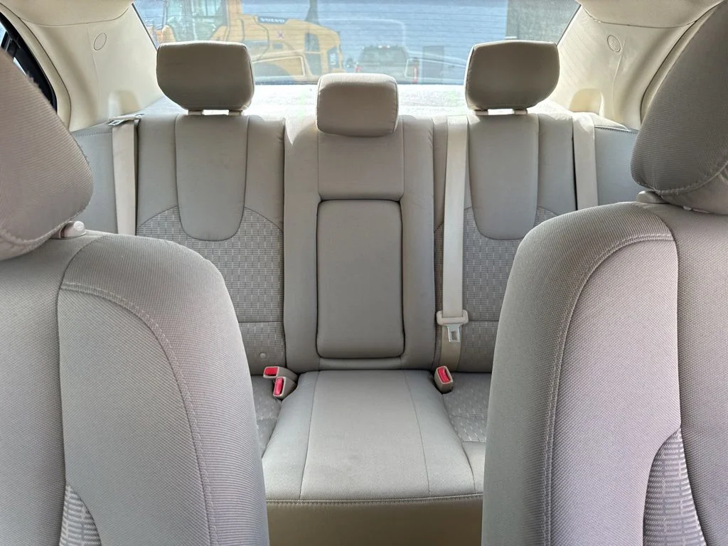 Used 2012 Cinnamon Ford SE image 28