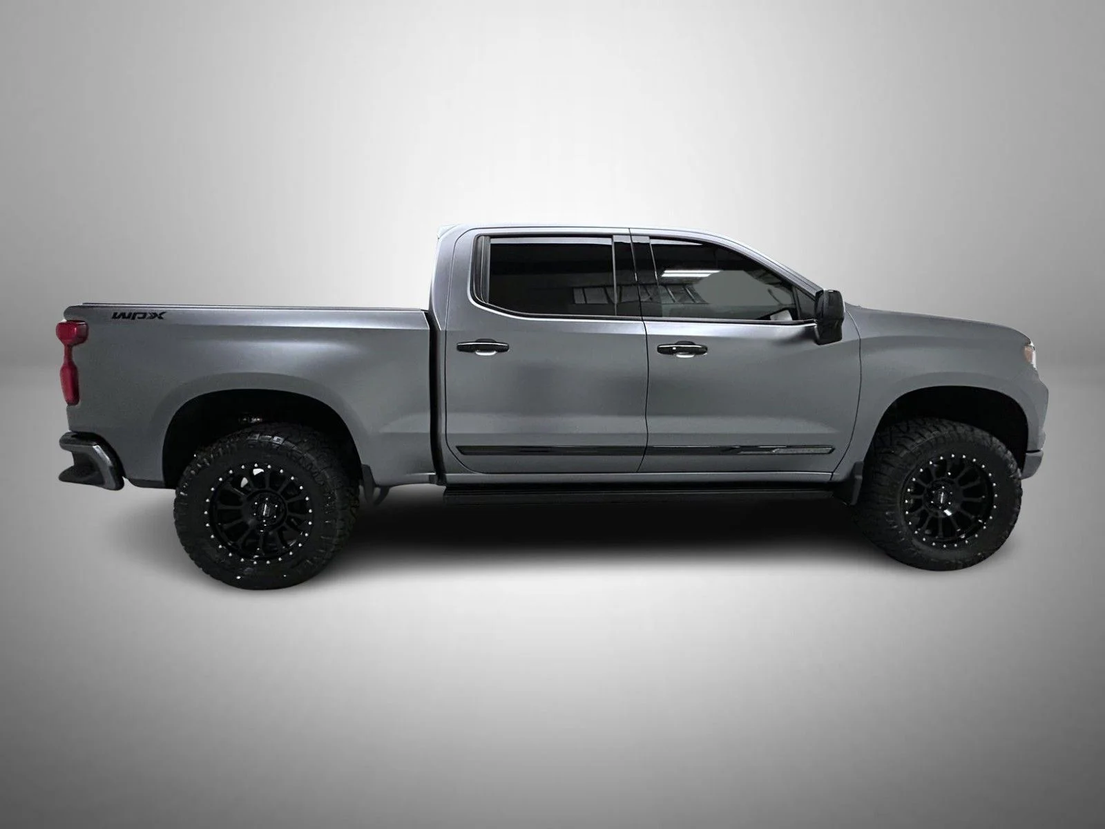 Used 2026 Black Chevrolet High Country image 4
