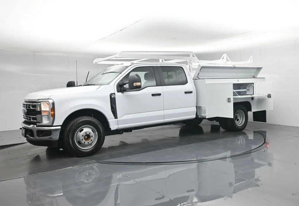 New 2026 White Ford XL image 5