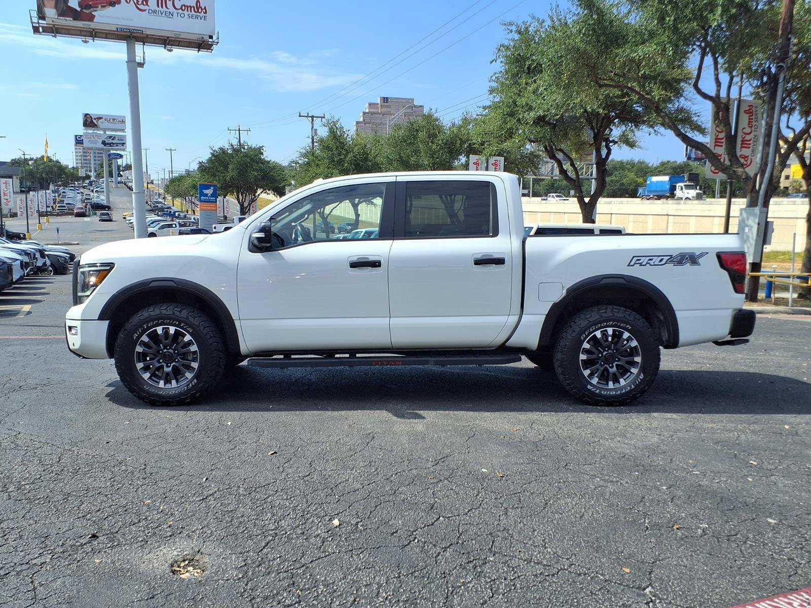 Used 2021 Glacier White Nissan PRO-4X image 8