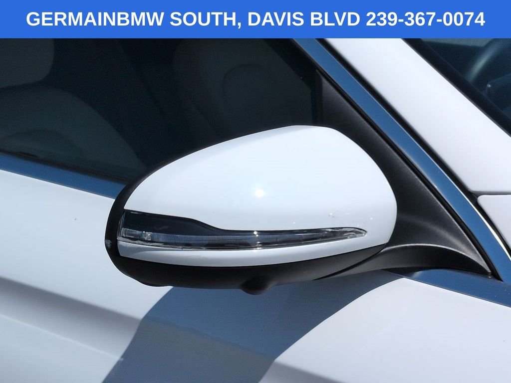 Used 2022 Polar White Mercedes-Benz GLC 300 image 13