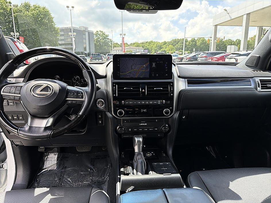 Used 2023 Eminent White Pearl Lexus GX 460 Premium image 14