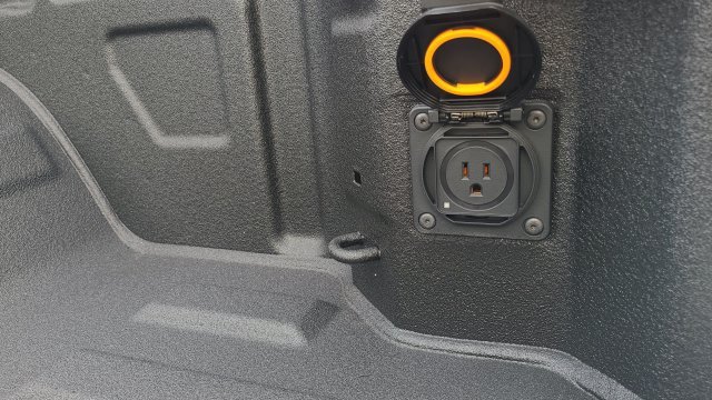 New 2026 Summit White GMC Elevation image 25