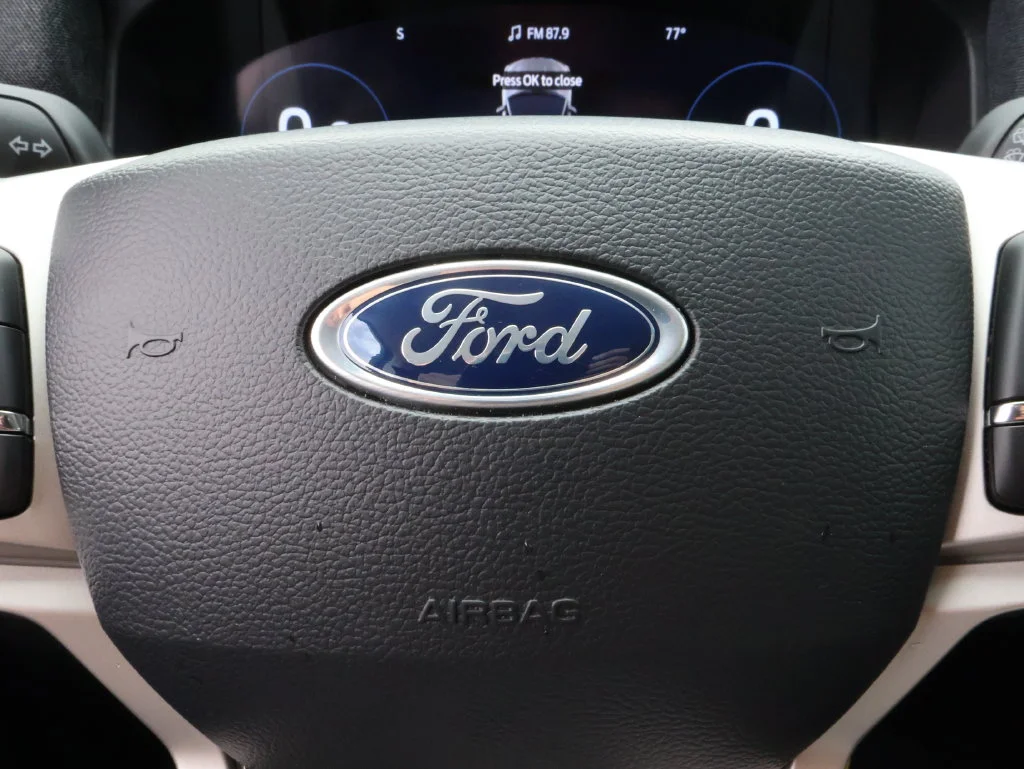 New 2026 Star White Metallic Tri-Coat Ford Active image 28