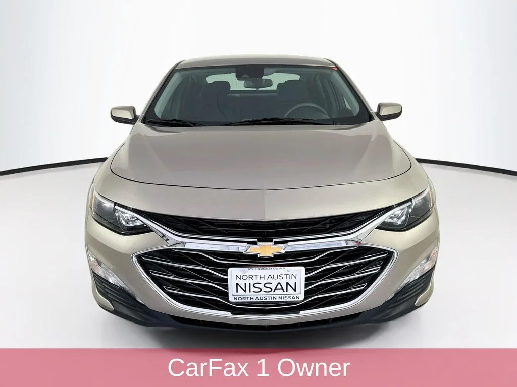 Used 2025 Gray Chevrolet LT image 2