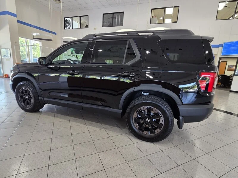 New 2026 Crystal Black Pearl Honda TRAILSPORT ELITE AWD image 6