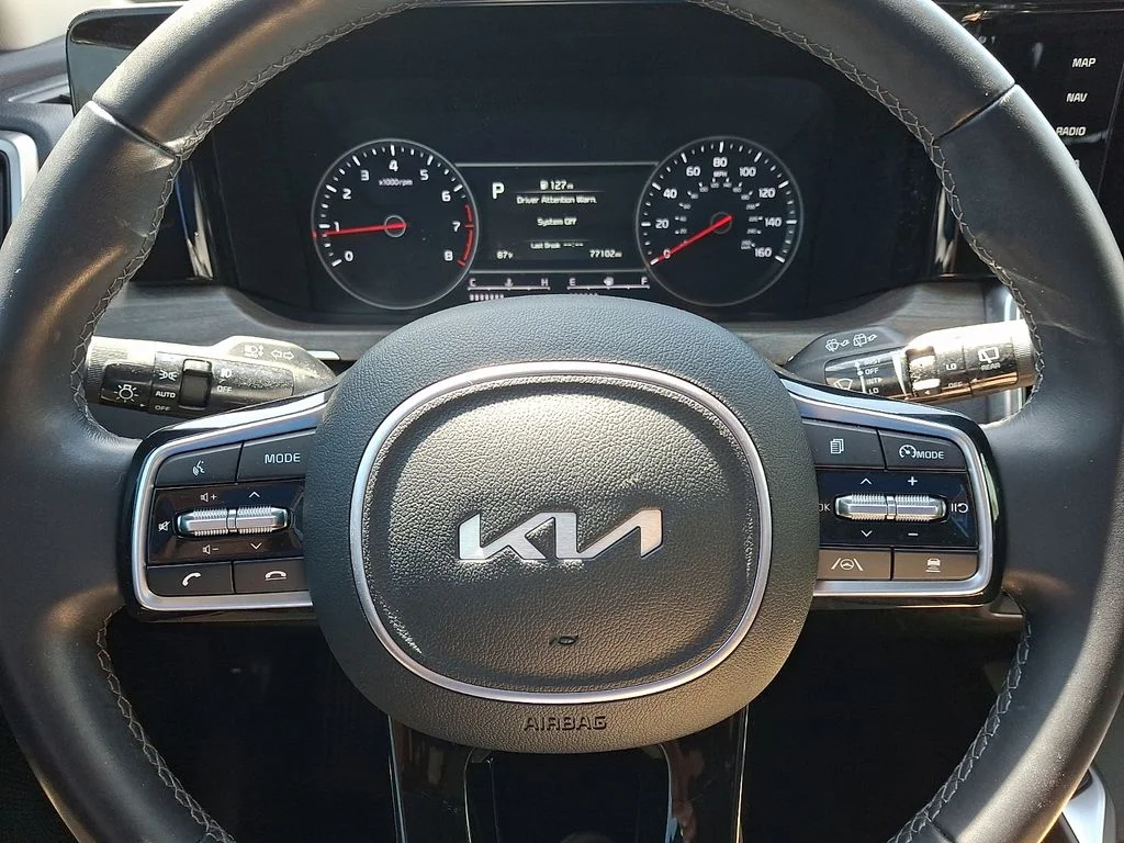 Certified Used 2023 Wolf Gray Kia X-Line EX image 19