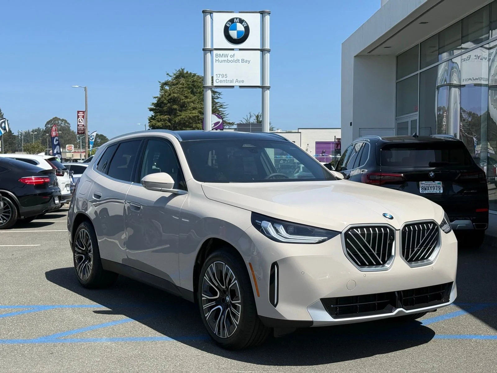 2026 BMW X3 30 XDRIVE's photo