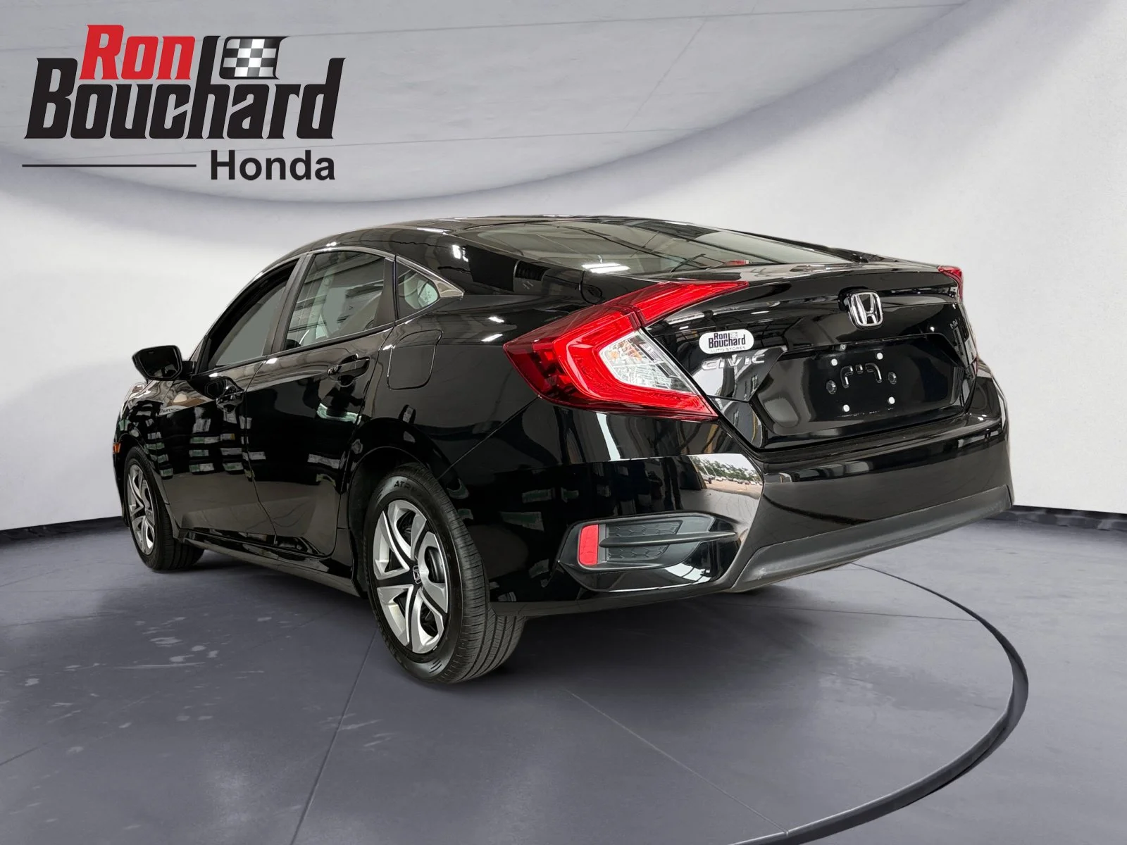 Used 2016 Crystal Black Pearl Honda LX image 4