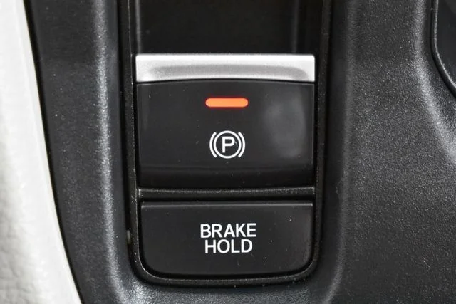 Used 2023  Honda EX image 31
