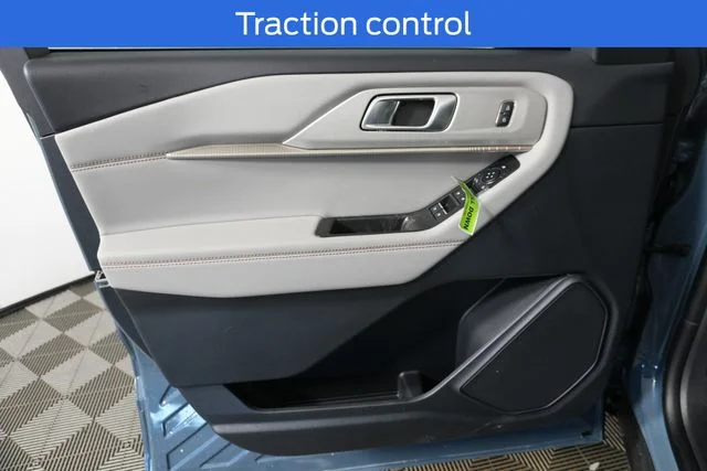 New 2026 Vapor Blue Metallic Ford Active image 18