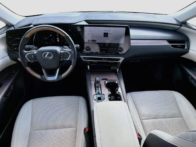 Certified Used 2026 White Pearl Lexus RX 350 Premium+ image 17