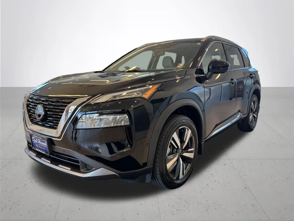 Used 2023 Black Nissan SL image 2