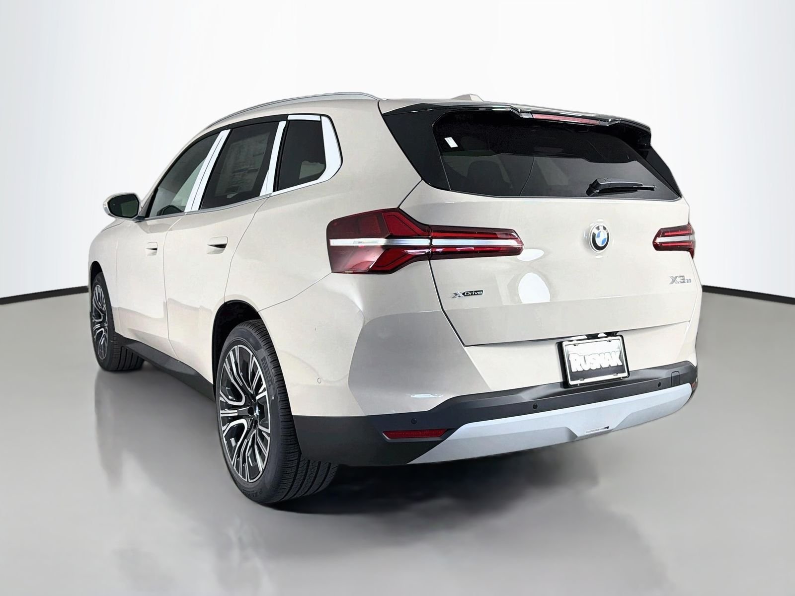 New 2026 Dune Grey Metallic BMW 30 xDrive image 5