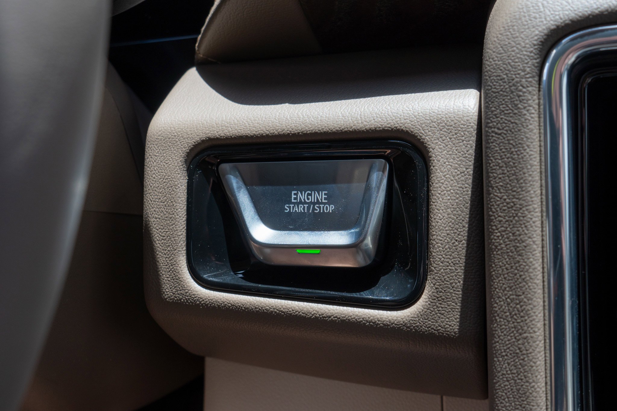 2026 GMC Yukon XL Denali - Photo 25