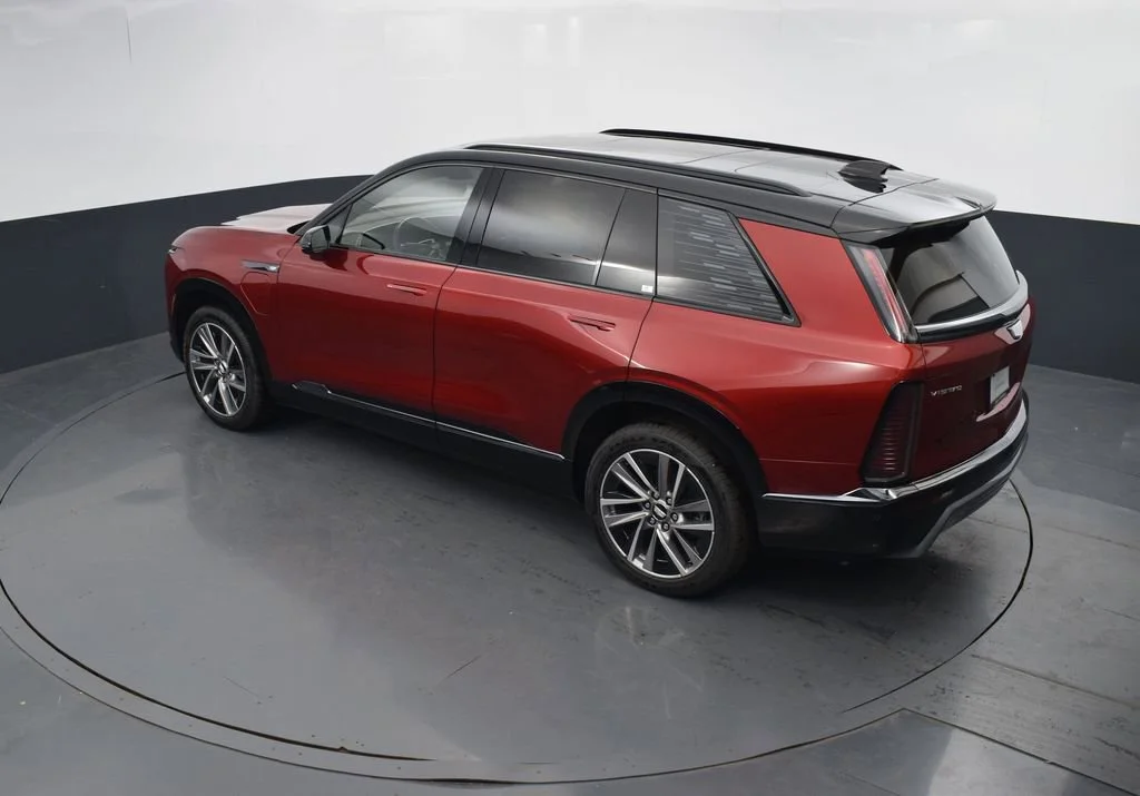 2026 Cadillac VISTIQ Sport - Photo 48
