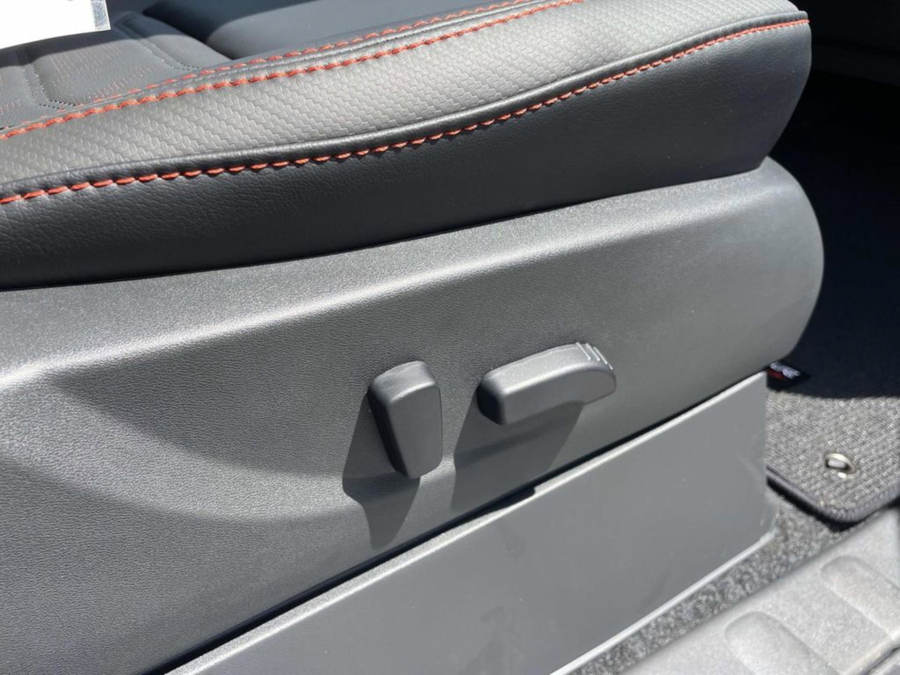 New 2026 Boulder Gray Pearl Nissan PRO-4X image 17
