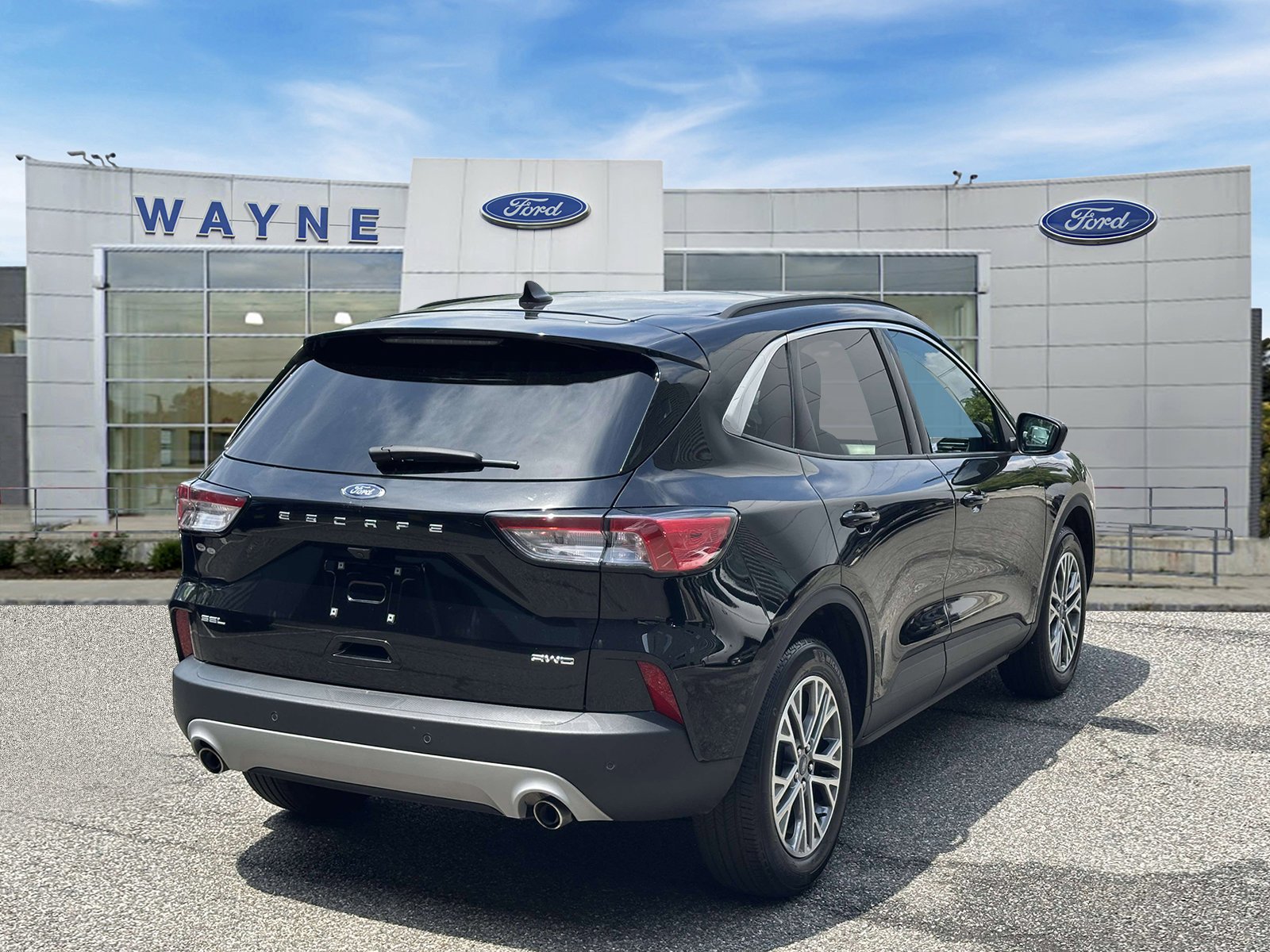 Certified Used 2022 Agate Black Metallic Ford SEL image 5