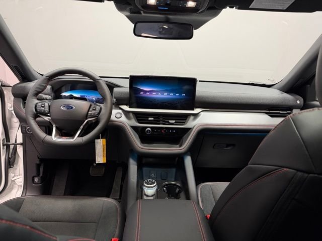 New 2026 Star White Metallic Tri-Coat Ford ST image 31
