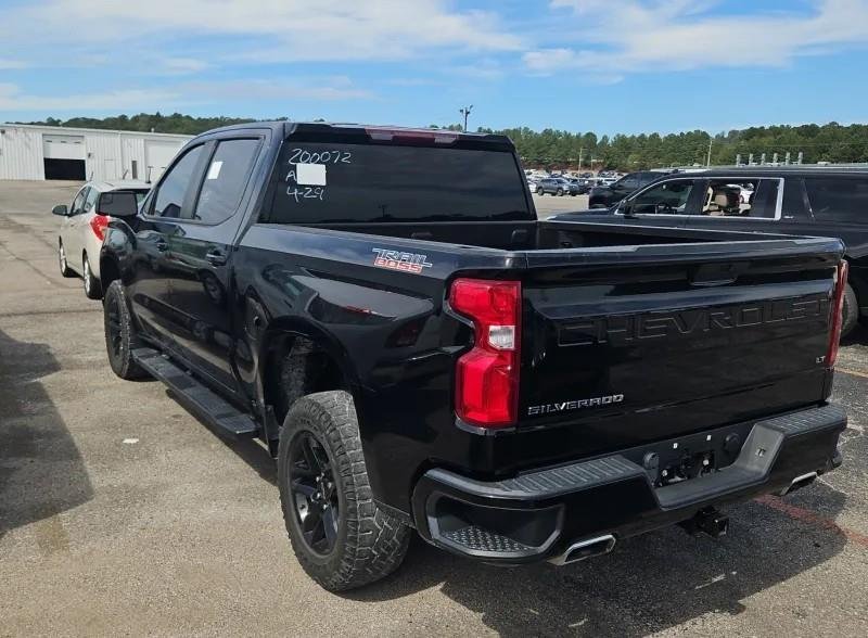 2022 Chevrolet Silverado 1500 LT Trail Boss photo 3