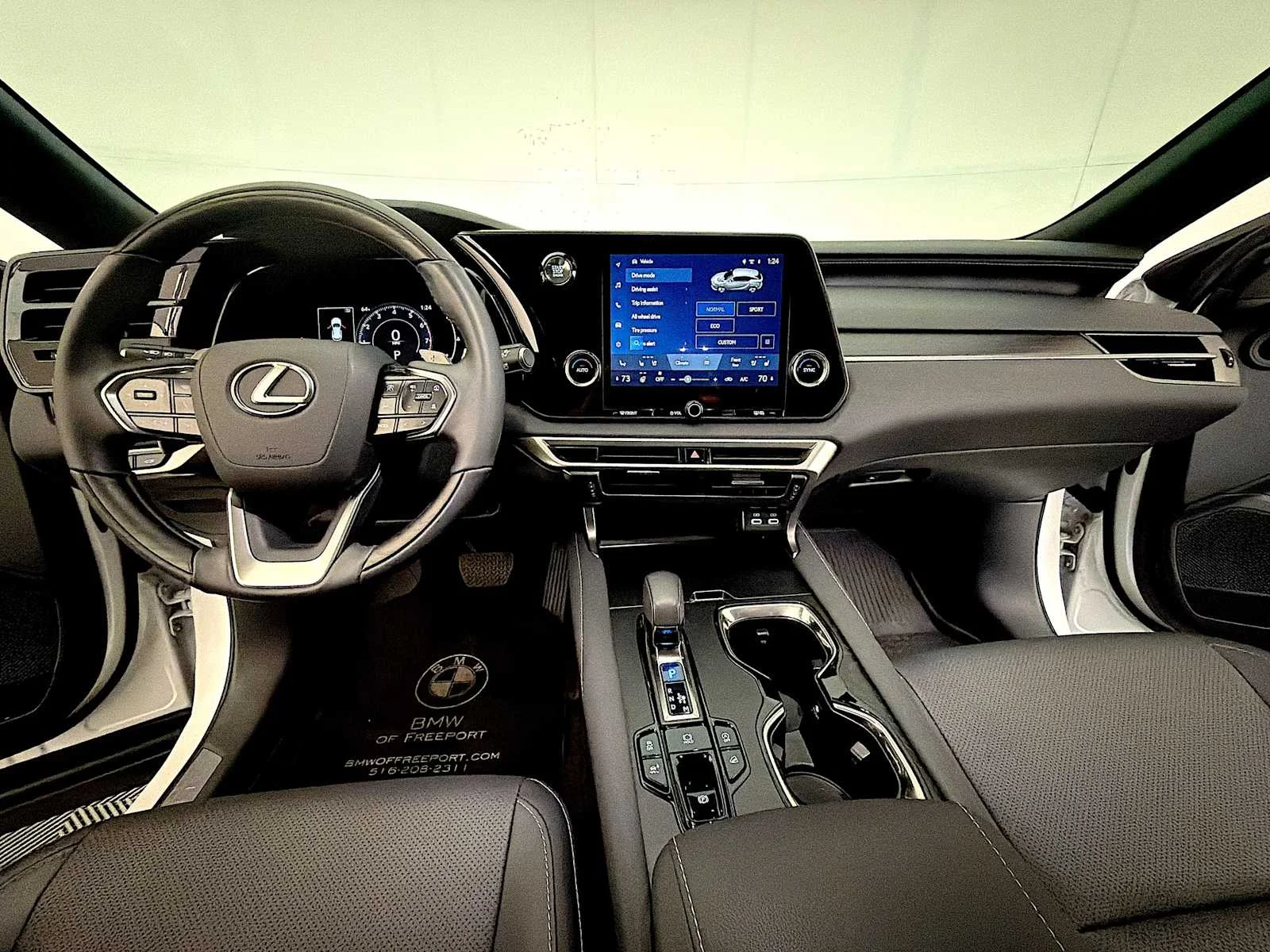 Used 2024 Eminent White Pearl Lexus Premium image 12