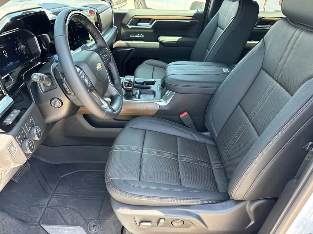 2026 Chevrolet Silverado 1500 High Country - Photo 15