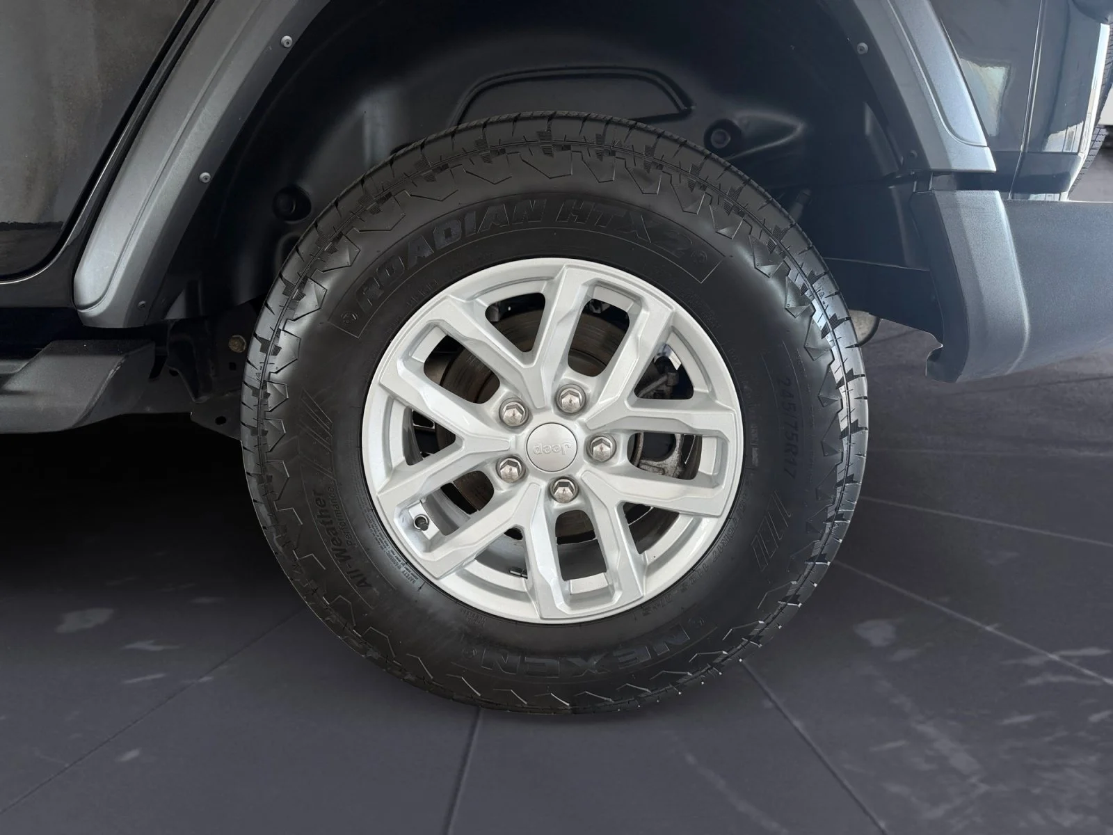 Used 2023 Black Clearcoat Jeep Sport S image 44