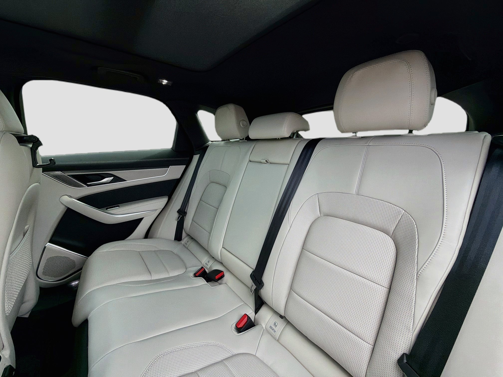2026 Jaguar F-Pace R-Dynamic S - Photo 21