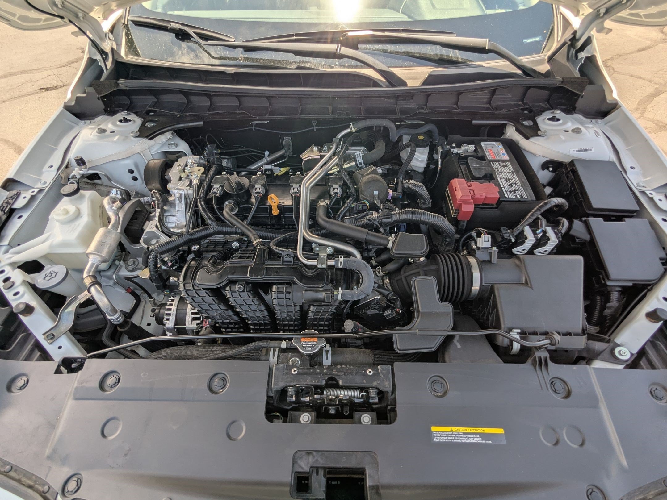 Used 2025 Glacier White Nissan SV image 33