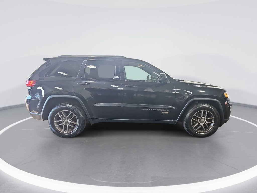 Used 2016 Jeep Grand Cherokee Laredo with VIN 1C4RJFAG1GC425786 for sale in Grand Rapids, MI