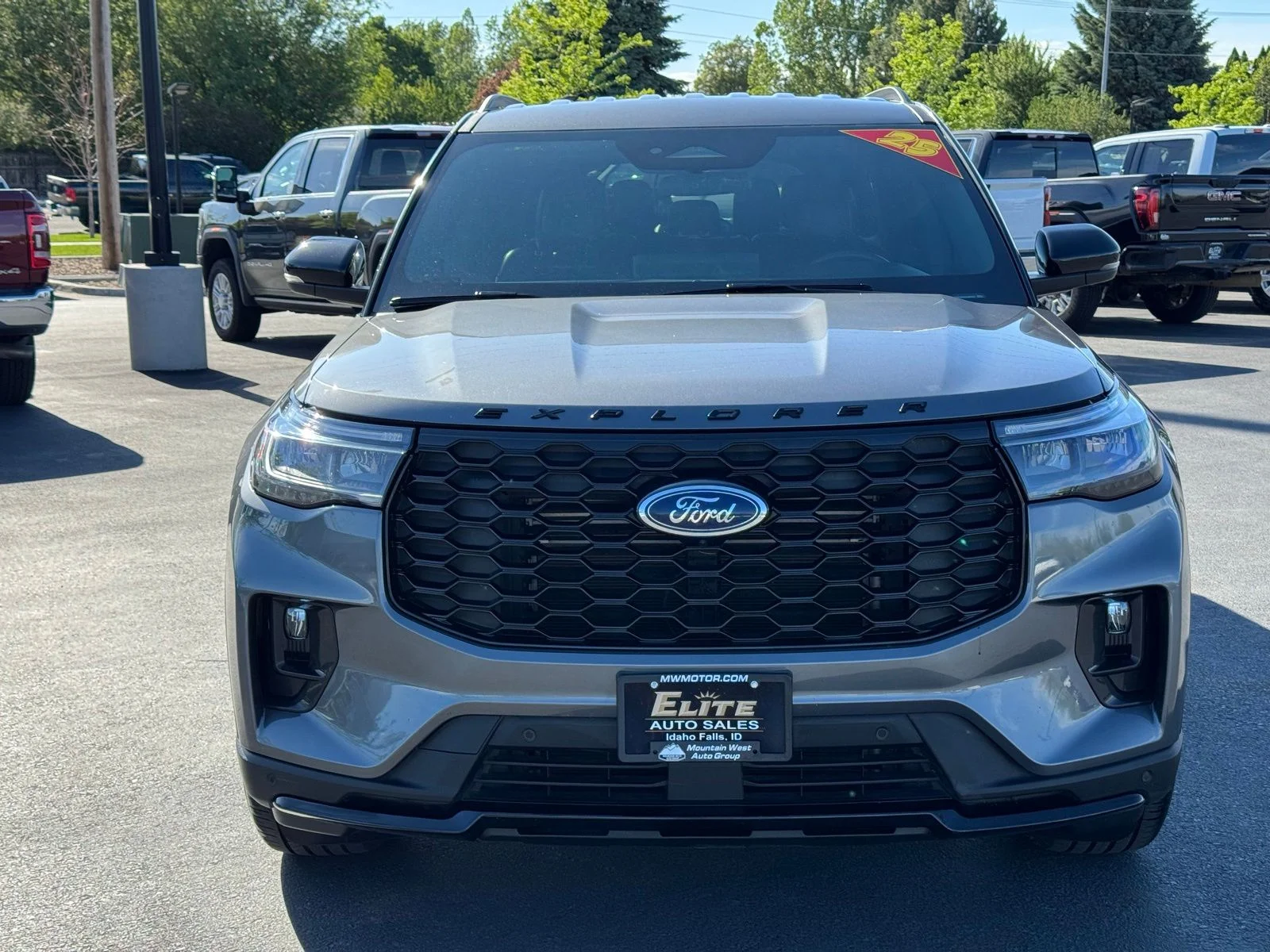 Used 2025 Gray Ford ST-Line image 2