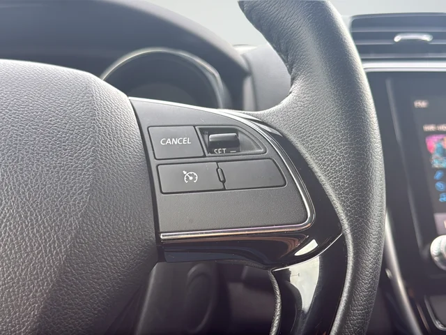 Used 2022 Gray Mitsubishi 2.0 SE image 17