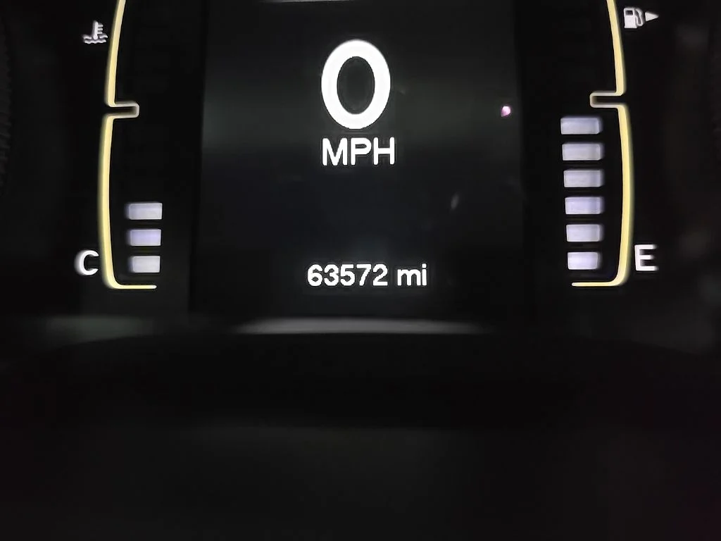 Used 2016 Beige Jeep Latitude image 22
